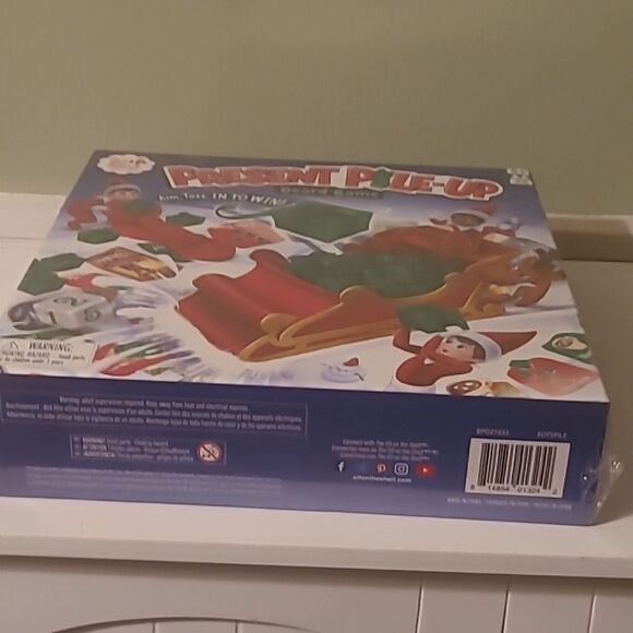 Elf on the Shelf Game - Picture 2 of 4